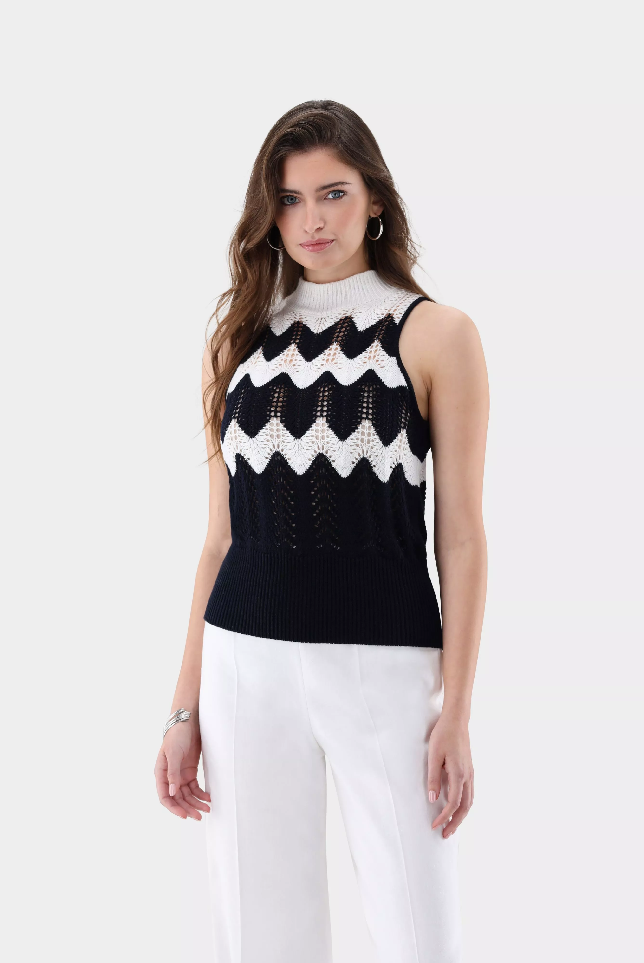 van Laack ЖИЛЕТ SYELA F
 цвет темно-синий ,photo 1