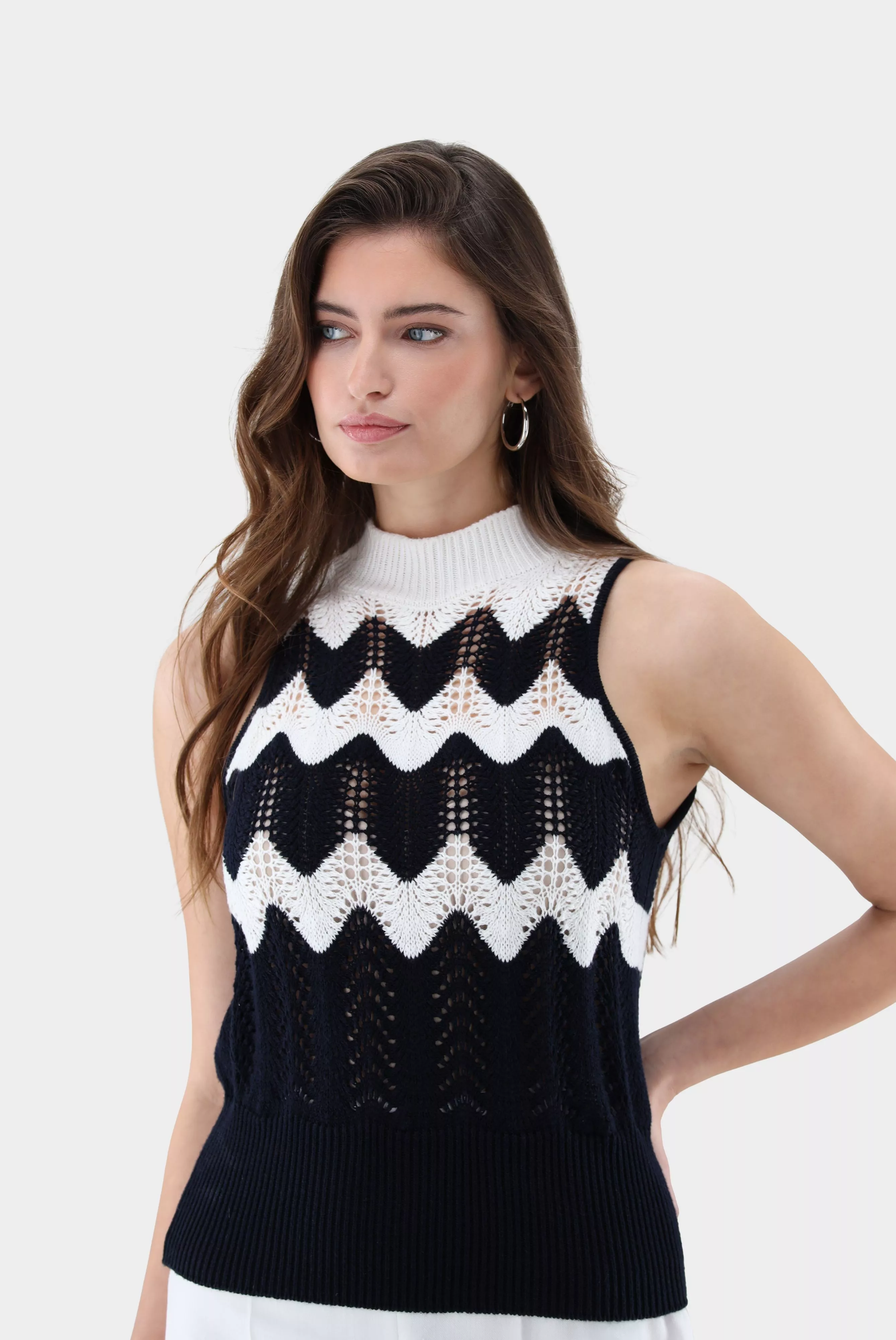 van Laack ЖИЛЕТ SYELA F
 цвет темно-синий ,photo 2